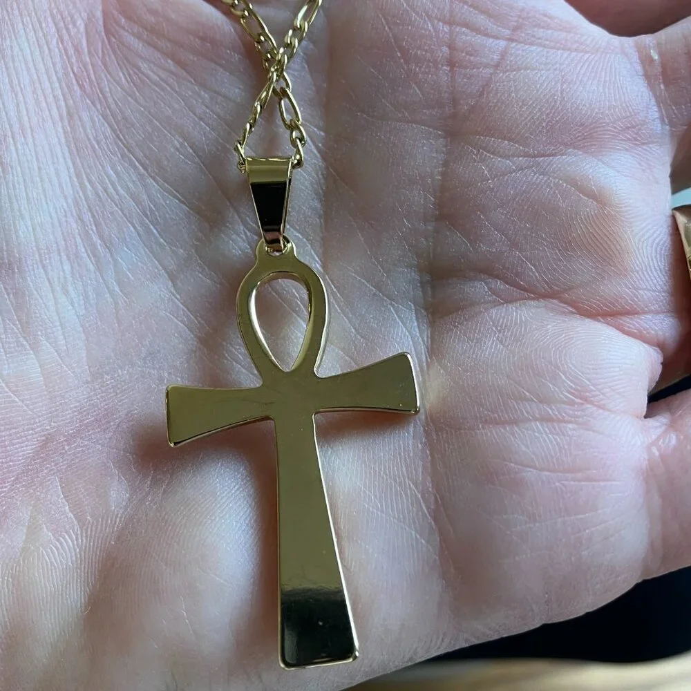 Real 18k Gold Plated 20 in Stainless Steel Figaro + matching Cross Pendant  NEW